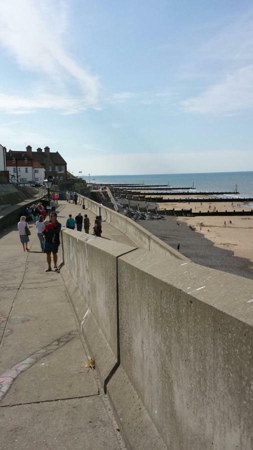 Bed and Breakfast The Two Lifeboats Sheringham Esterno foto